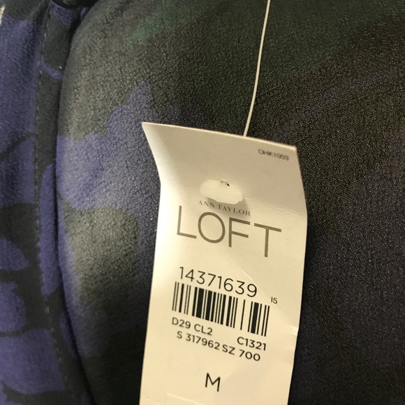 Ann Taylor Top - Picture 7 of 7